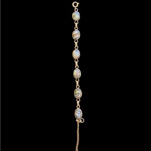 Vintage Gold Tone and Moonstone Bracelet